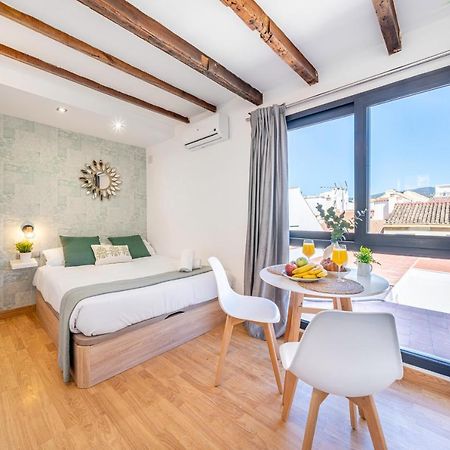 Old Town - Cozy Apartment Малага Экстерьер фото