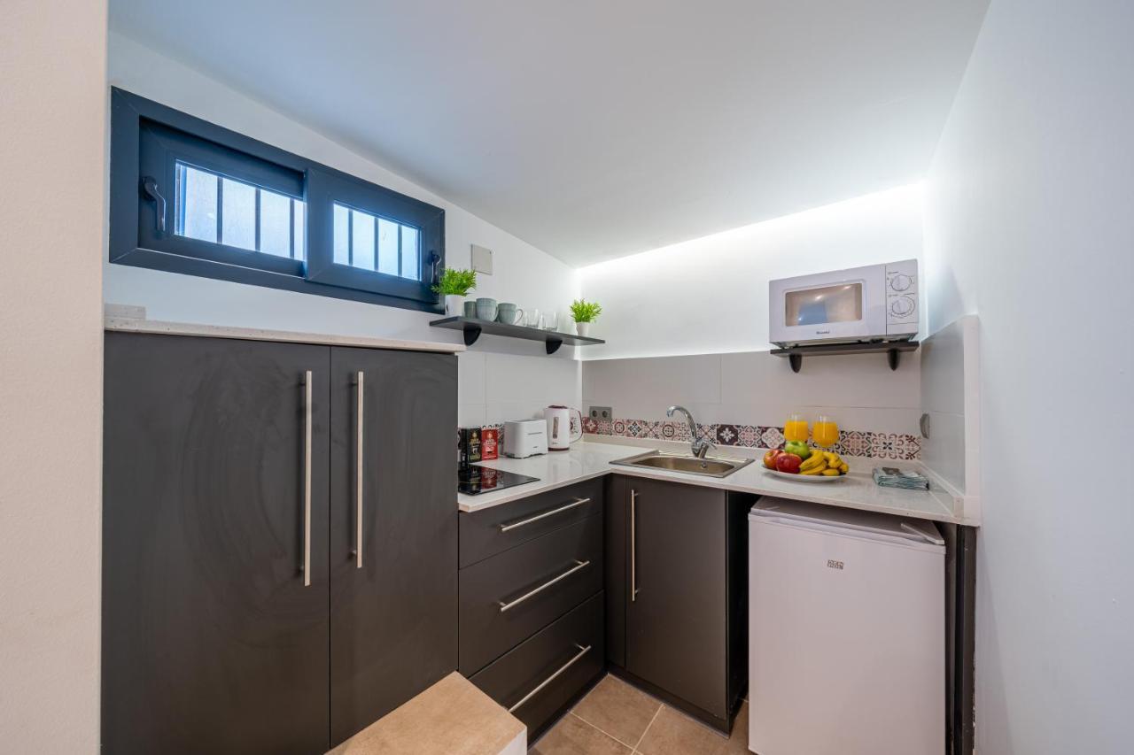Old Town - Cozy Apartment Малага Экстерьер фото