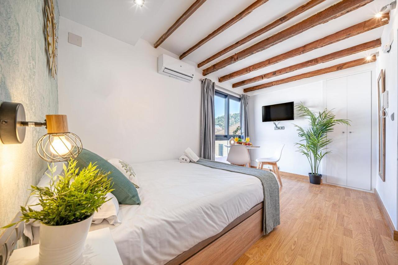 Old Town - Cozy Apartment Малага Экстерьер фото